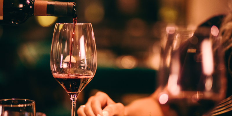 Edler Wein wird in einem der Top Restaurants von Mallorca ausgeschenkt