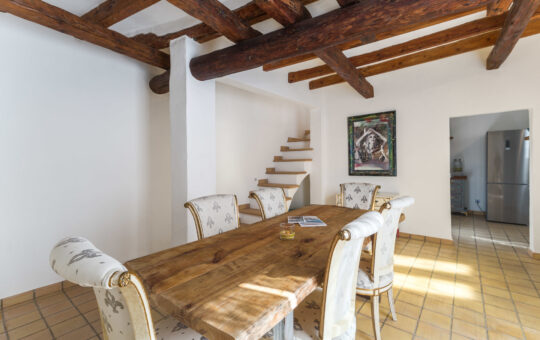 Completely renovated town house in the heart of Andratx - Living-dining room on the ground floor