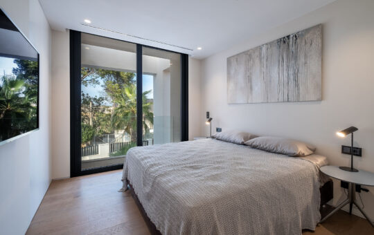 Modern new build villa above Port Adriano - Bedroom 3