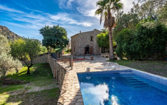 Charming natural stone finca with pool in the beautiful valley of Andratx, Andratx