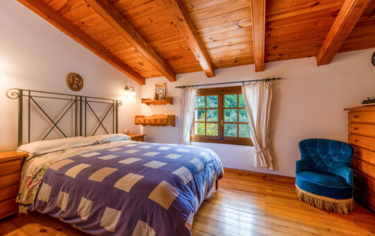 Townhouse on the outskirts of Andratx with stunning mountain views - Bedroom 3