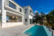 Villa im Beachhouse Stil mit atemberaubendem Hafenblick - Mediterrane Villa mit Pool