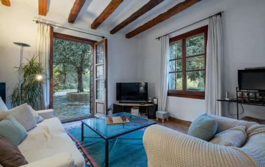 Wonderful finca in Esporles with holiday rental license - DWELLING I: Living room
