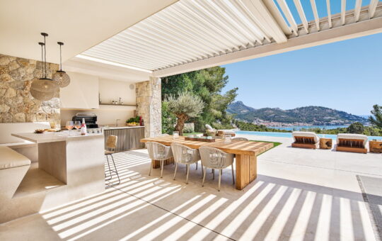 Luxuriöse Neubau-Villa mit Hafenblick in Puerto de Andratx, Mallorca