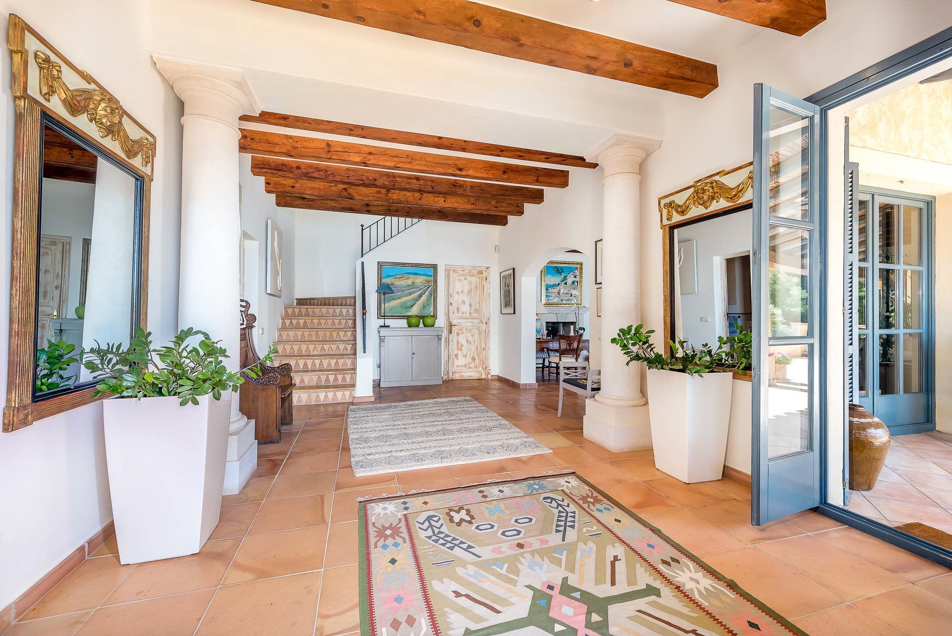 Mediterrane Villa mit atemberaubendem Blick - Eingangsbereich