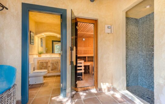 Mediterrane Villa in Bestlage mit herrlichem Blick - Sauna