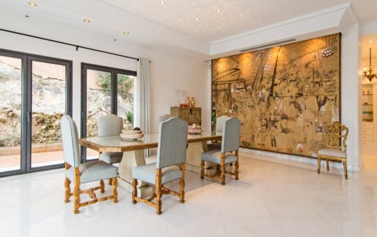 Fantastic designer Villa by the „Real Golf de Bendinat” - Dining room with classy ambience