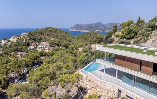 Spectacular designer villa in Costa de la Calma - Drone image of the villa