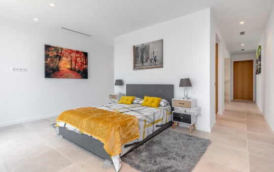 Luxury new built villa in Nova Santa Ponsa - Bedroom 1