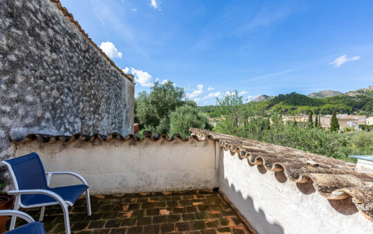 Majorcan village house in a quiet location in S'Arraco - Open terrace on the 1st floor