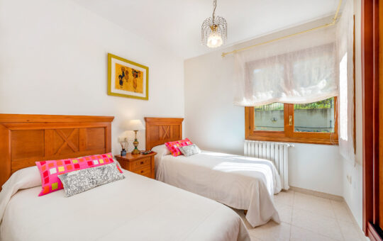 Family villa in a renowned residential area - Bedroom 2