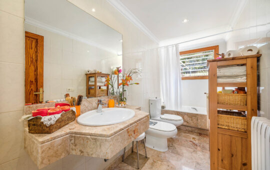 Family villa in a renowned residential area - Bathroom 2