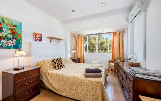 Villa with two separate living areas and partial sea views in Torrenova - Bedroom 1