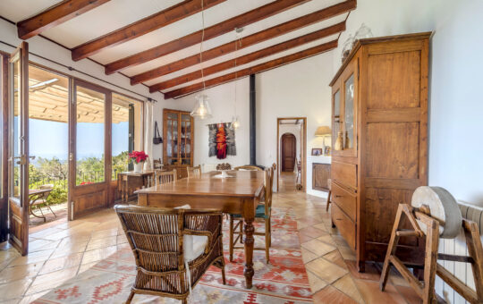 Cosy finca in priviledged area with dreamlike views in Galilea - Dining room