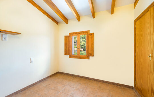 Lovely and rustic family finca in Galilea - Individual bedroom