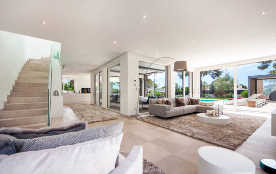 Modern new build villa in Sol de Mallorca with sea views - Living area
