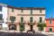 Villa histórica para rehabilitación en el corazón de Andratx - Fachada delantera de la villa histórica