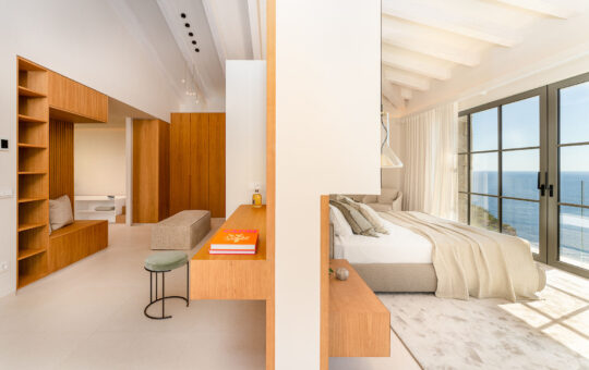 Premium villa with breathtaking sea views - Bedroom 1