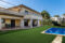 Mediterrane Familienvilla mit Pool und Garten - Villa mit Garten und Pool