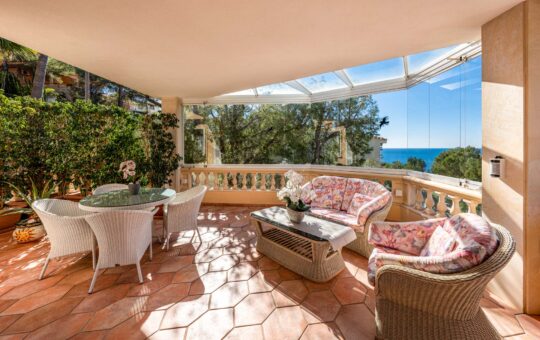 Grosszügige Villa mit Meerblick in Costa de la Calma - Terrasse im OG