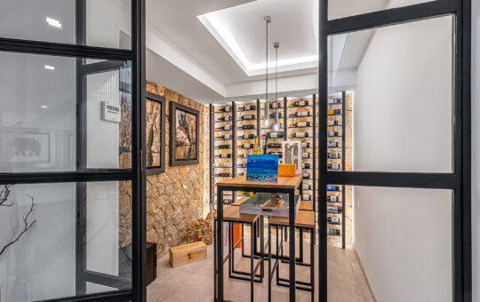 Exclusive newly built villa in the heart of Andratx - Wine cellar
