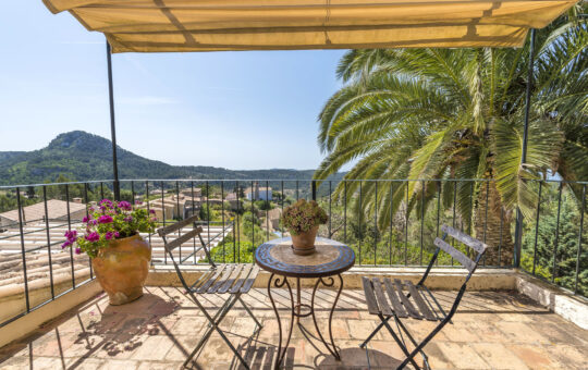 Cosy finca in priviledged area with dreamlike views in Galilea - Bedroom 2's terrace