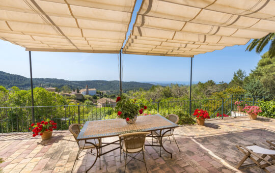 Cosy finca in priviledged area with dreamlike views in Galilea - Main terrace