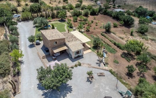 Charming completely renovated finca in a picturesque natural landscape - Drone picture