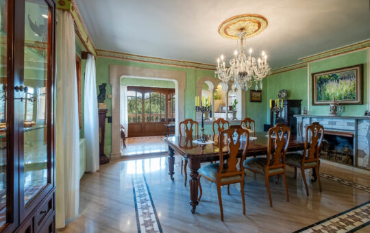 Impressive charming villa in the heart of Es Capdellà - Dining room