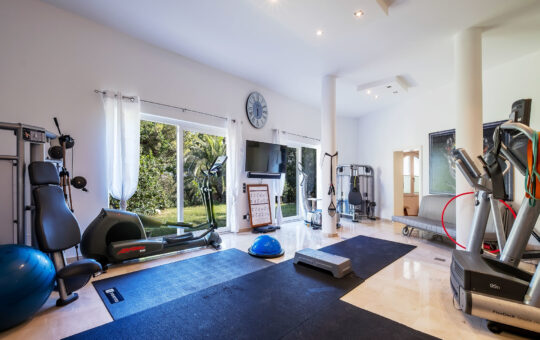 Modern luxury villa in a quiet location in Nova Santa Ponsa - Gym