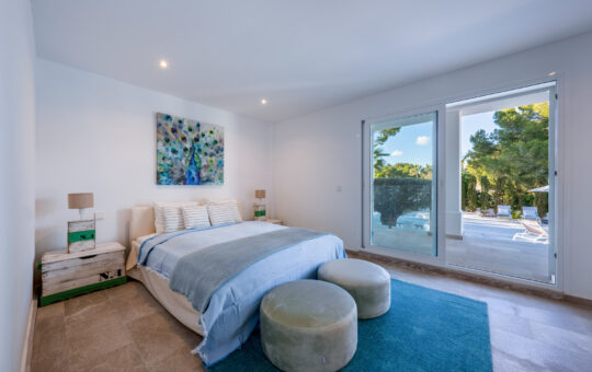 Spacious family villa with pool in Nova Santa Ponsa - Bedroom 3
