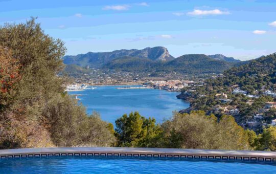 Mediterranean villa with port views in a prestigious residential area in Port Andratx - Port view