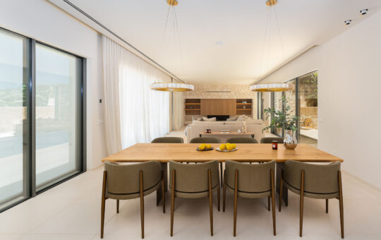 Premium Villa mit atemberaubendem Meerblick - Offener Wohn-Essbereich