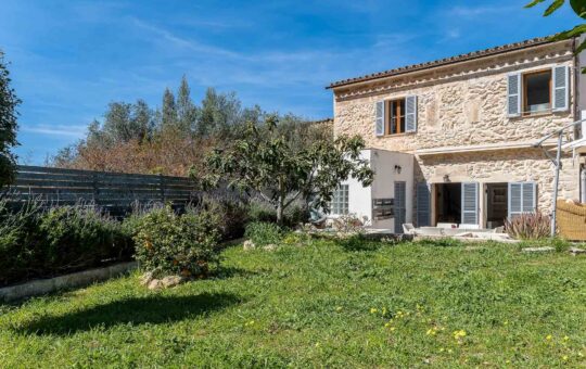 Charming village house in the heart of S’Arraco