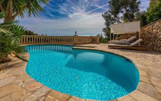 Spacious Villa with a lot of privacy and sea view - Pool and sun terrace
