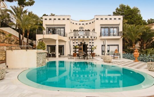 Fantástica Villa de diseño junto al „Real Golf de Bendinat”