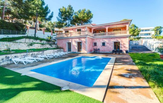 Fantastic villa with holiday rental licence in Palmanova, Palmanova