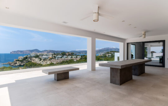 Exclusive residence with panoramic sea views and private tennis court - Terrace on the  second floor