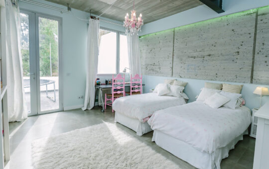 Magnificent Bauhaus style family villa in Costa d´en Blanes - Bedroom 2
