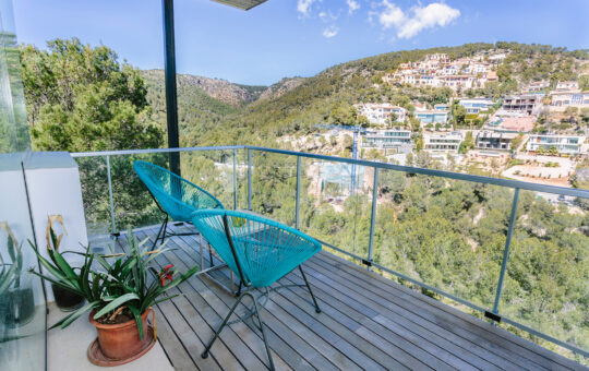 Magnificent Bauhaus style family villa in Costa d´en Blanes - Coverd terrace with panorama view
