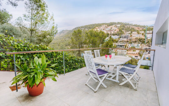 Magnificent Bauhaus style family villa in Costa d´en Blanes - Open terrace