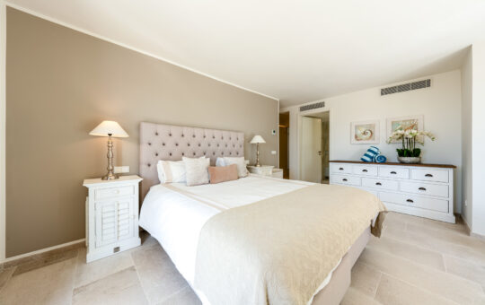 Exclusive villa with sea views in Portals Nous - Bedroom IV