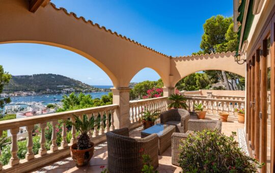Mediterranean villa with vacation rental license and unique port views - Open terrace area with harbor views