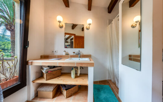 Detached finca style town house with large pool - Bathroom 2