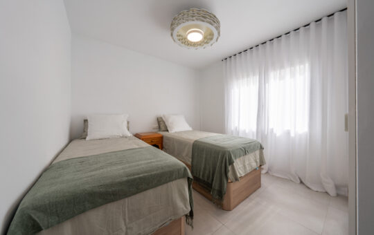 Completely renovated apartment within walking distance to the harbour of Port Andratx - Bedroom 2